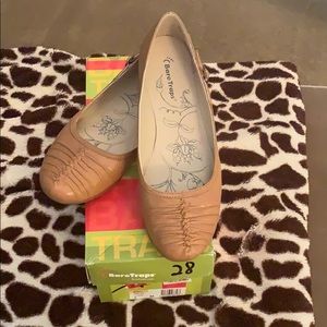 Worn once bare traps loafers!